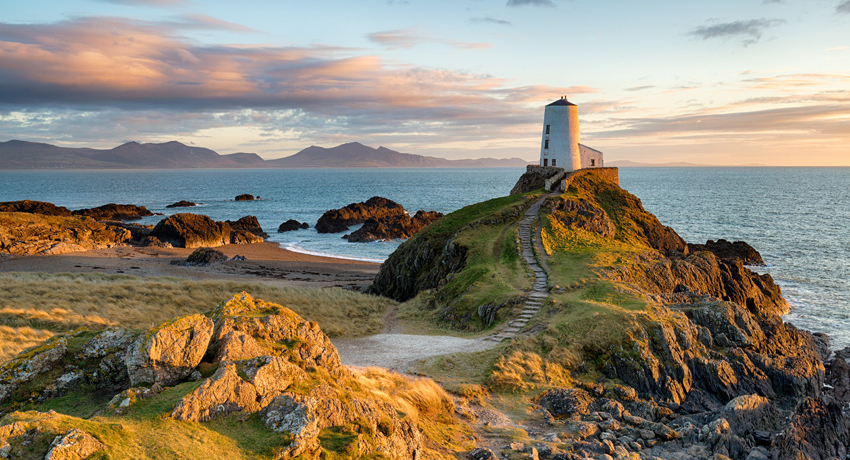 Pwllheli on Market Day and Llyn Peninsula