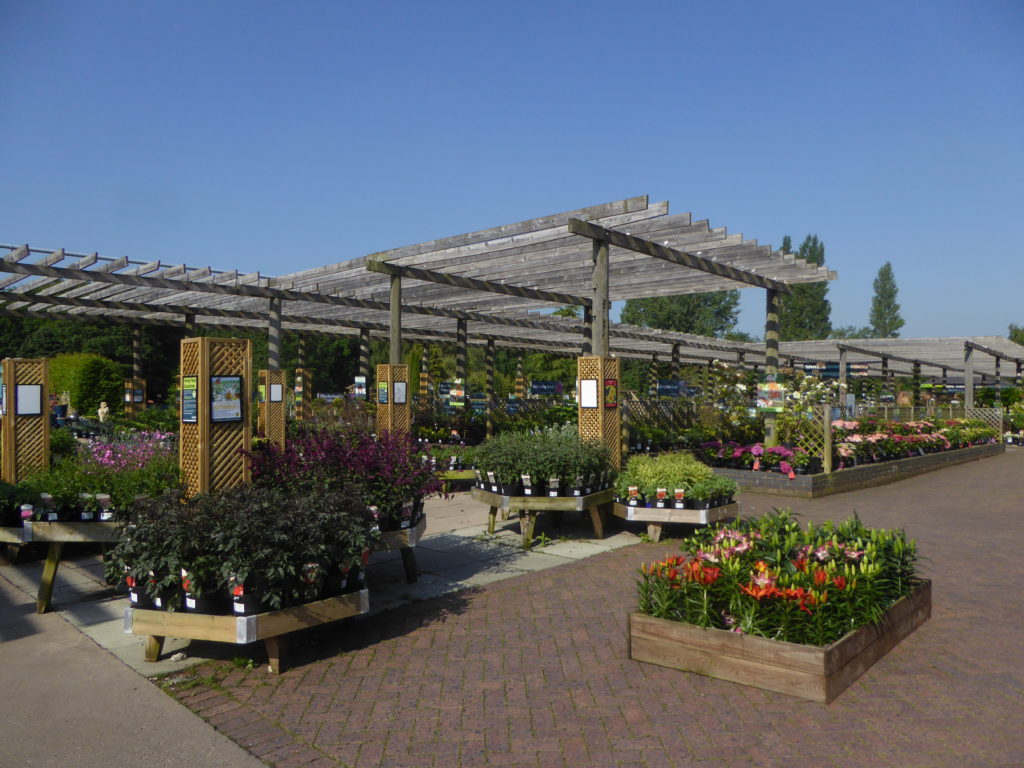 The Wirral Wanderer - Visiting Gordale Garden Centre, Ness Botanic Gardens & Parkgate